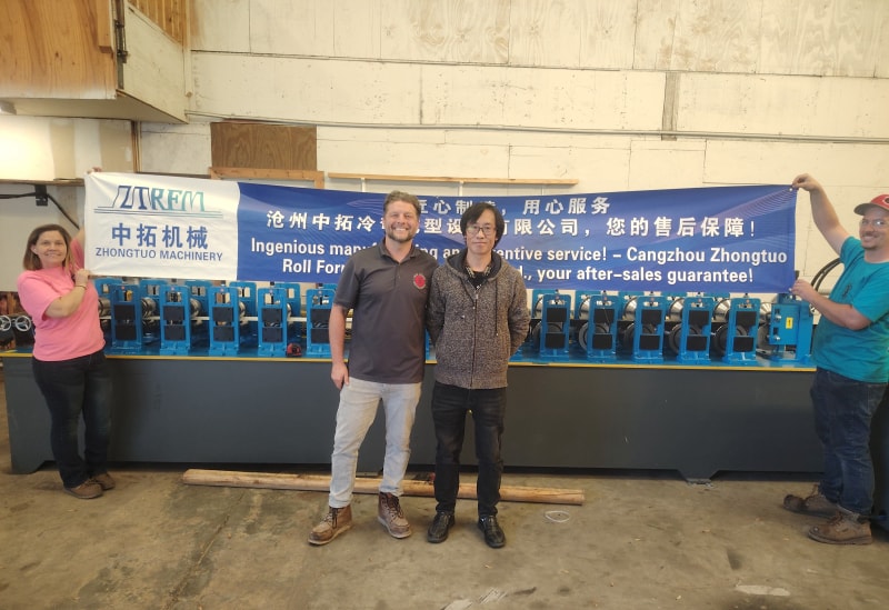 沧州多彩网再创佳绩彩钢瓦滴水檐设备在美国佛罗里达成功投产运行稳定