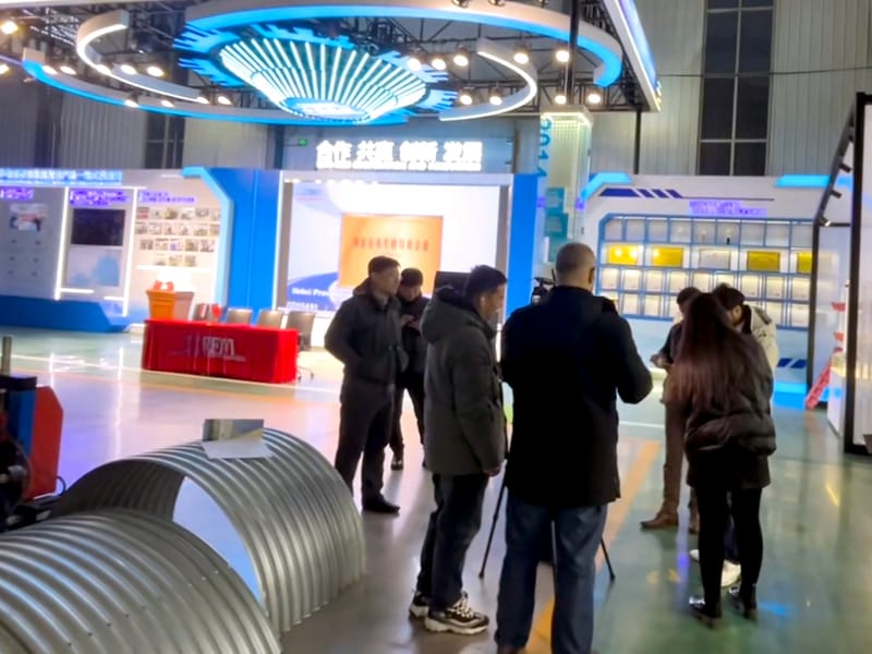 多彩网冷弯成型行业集采中心：凭科技实力登上河北新闻联播舞台